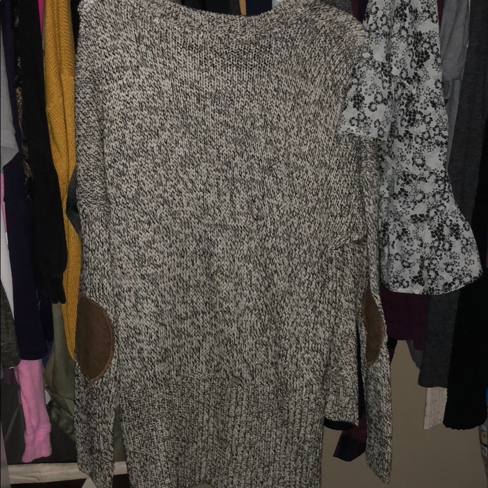 knit sweater - Picture 3 of 3